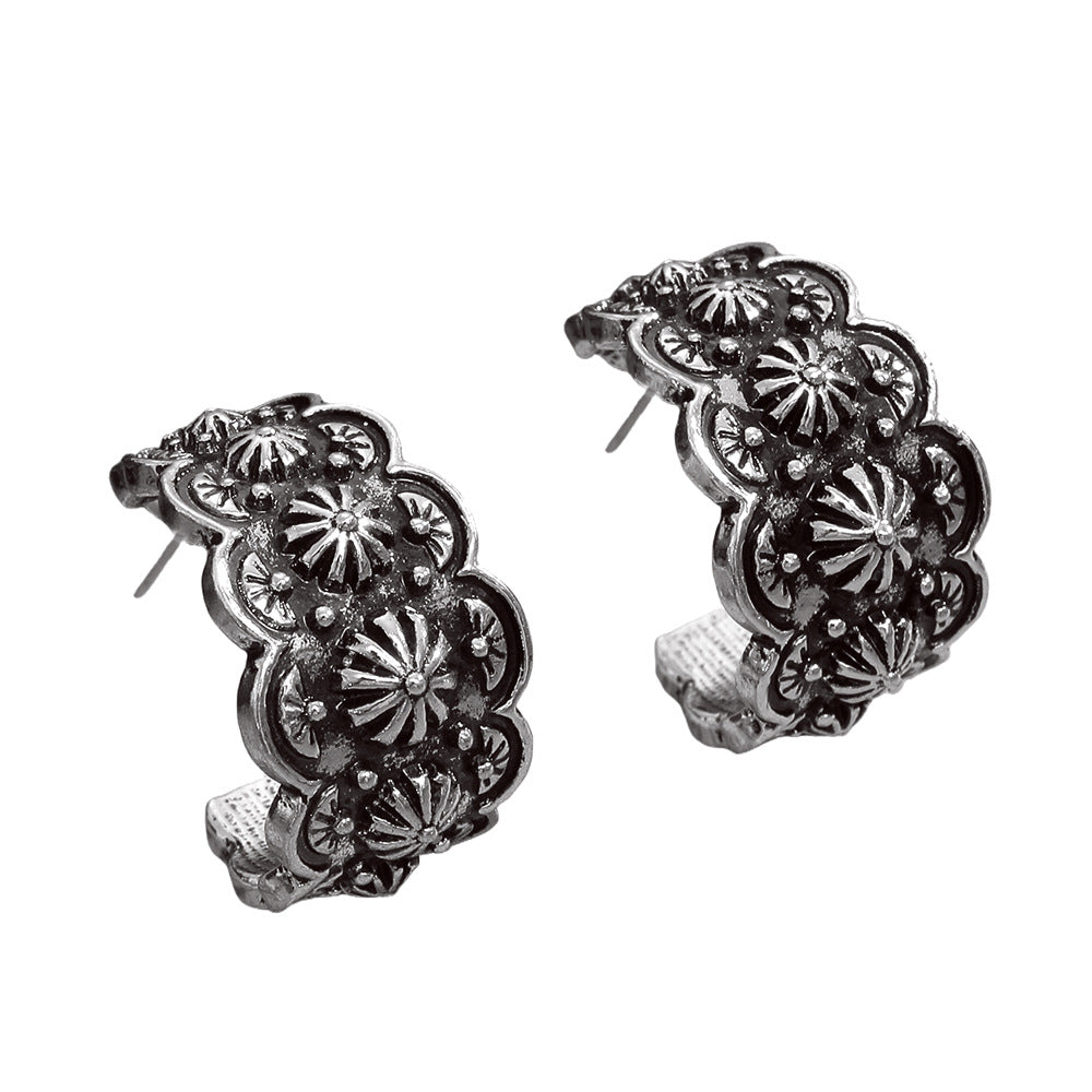 Wholesale Retro ethnic style C-shaped oval carved earrings